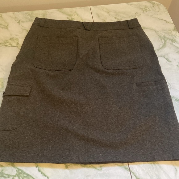 Duluth Trading Co gray skirt - Picture 2 of 4